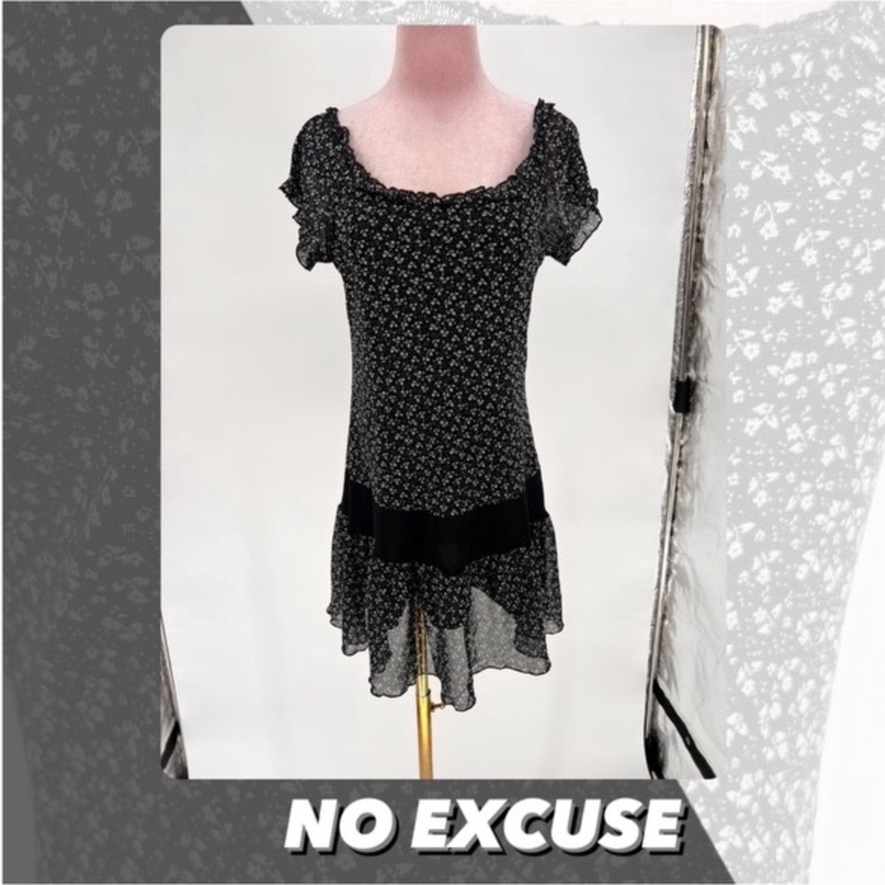 EUC No Excuse Floral Mini Dress